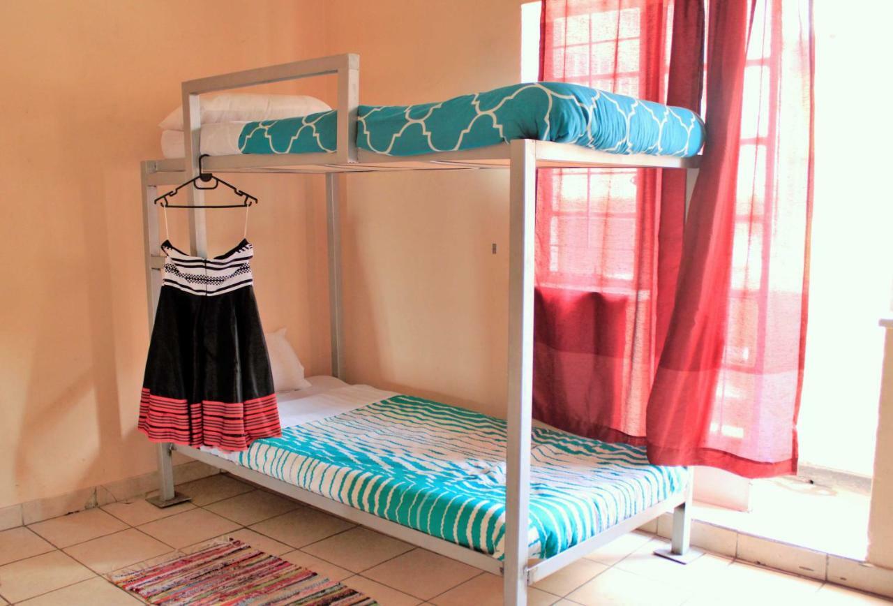 Urban Backpackers Hostel Johannesburg Exterior photo